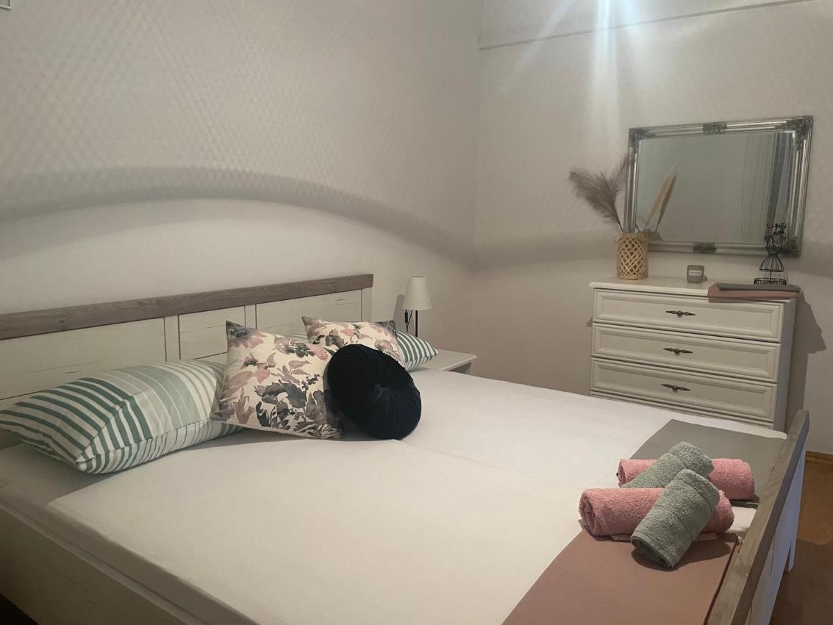 Apartmani Meri Jezera Luaran gambar