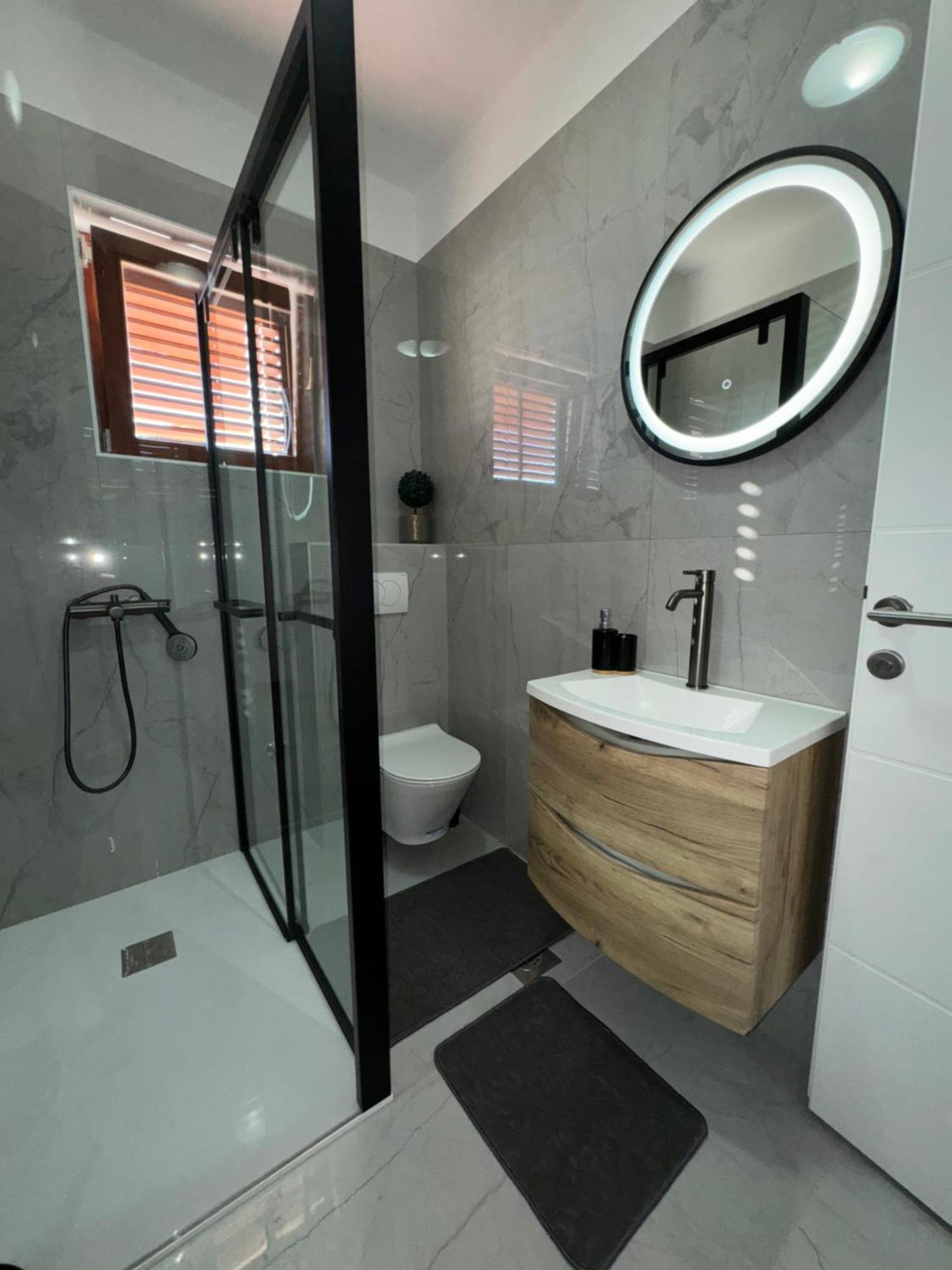 Apartmani Meri Jezera Luaran gambar